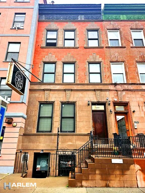 Upper Manhattan Townhouses For Sale